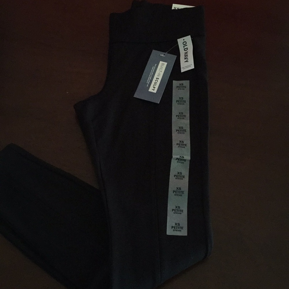 Old navy sculpting leggings